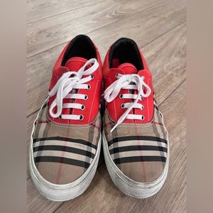 Burberry Men orange check sneakers （42）